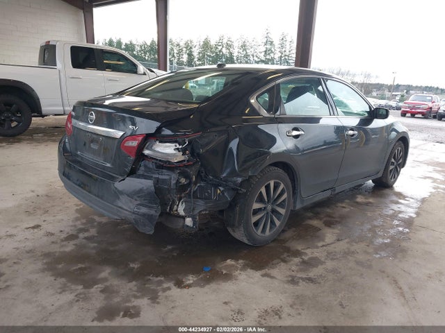 1N4AL3AP2JC105377 Nissan Altima 2.5 Sv