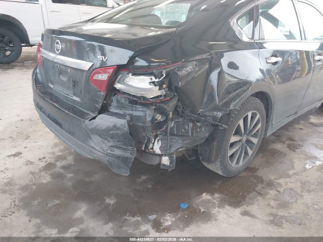 1N4AL3AP2JC105377 Nissan Altima 2.5 Sv
