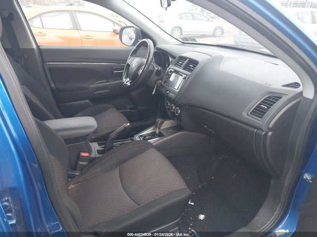 2018 MITSUBISHI OUTLANDER SPORT JA4AP3AU7JU009432 Photo 4