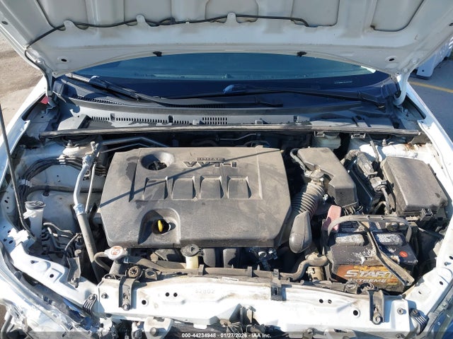 Toyota Corolla Xle 2018 5YFBURHEXJP758176 Image 10