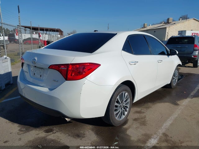 Toyota Corolla Xle 2018 5YFBURHEXJP758176 Image 4