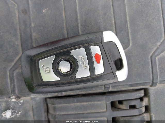5UXWZ7C38H0V90134 BMW X3 Sdrive28i