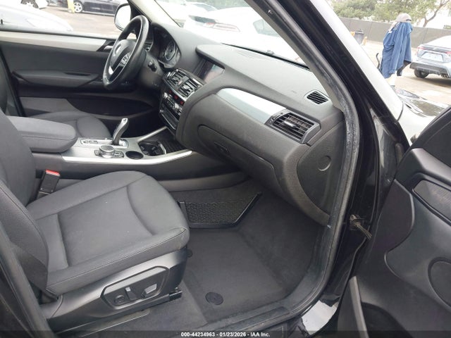 5UXWZ7C38H0V90134 BMW X3 Sdrive28i