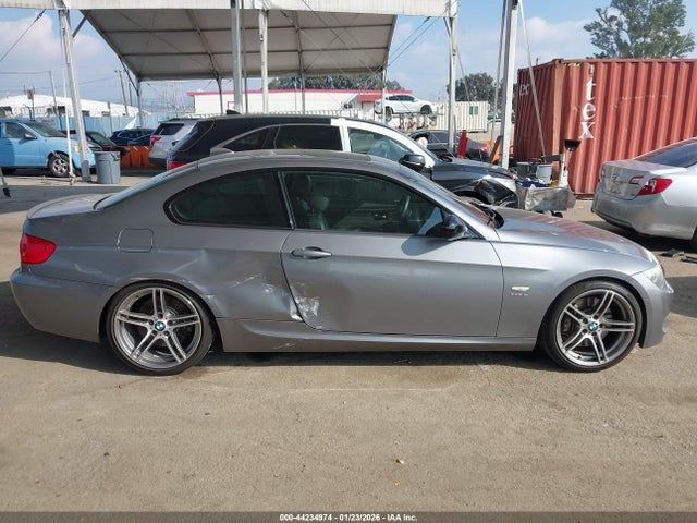 2011 Bmw 335is მანქანა იყიდება აუქციონზე, vin: WBAKG1C52BE618134, აუქციონის ნომერი: 44234974