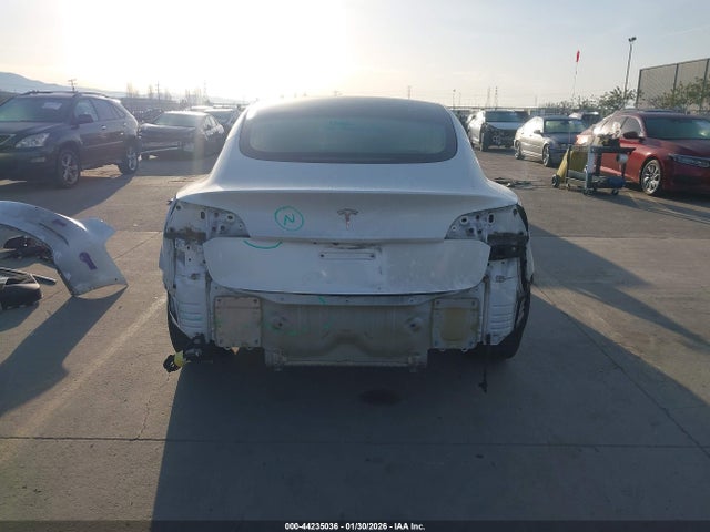 Tesla Model 3 Long Range/mid Range/standard Range/standard Range Plus 2019 5YJ3E1EA5KF313992 Image 17