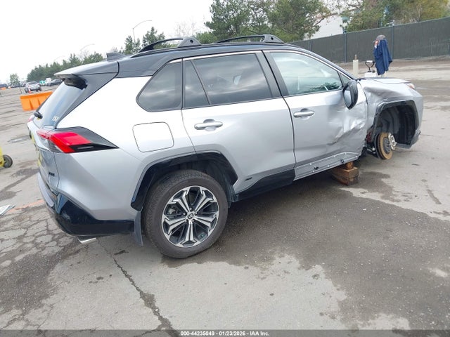 2022 TOYOTA RAV4 PRIME JTMEB3FV8ND090728 Photo 3