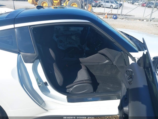 JN1BZ4AH7RM366668 Nissan Z Sport Manual