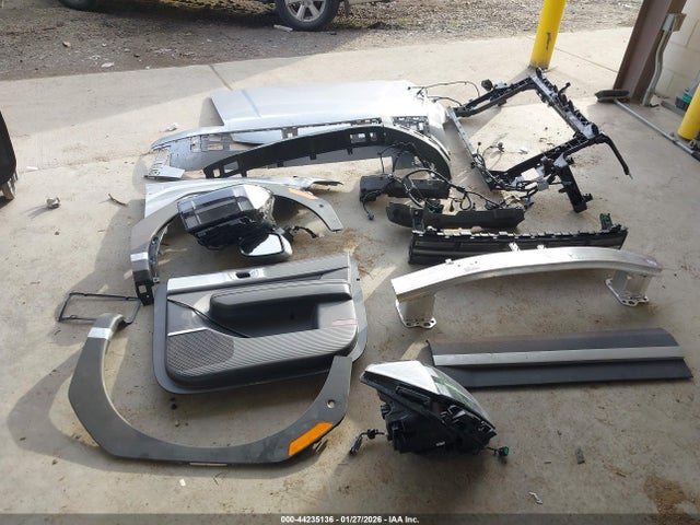 5NMP3DG12SH044872 Hyundai Santa Fe Hybrid Limited