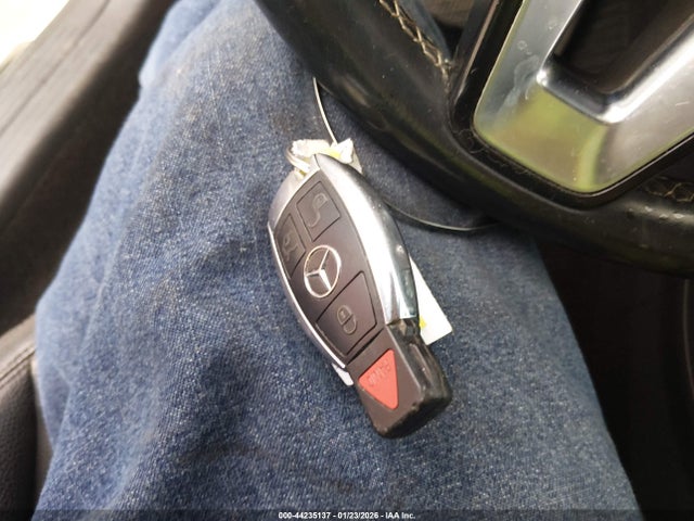 2014 Mercedes-benz Cla 250 მანქანა იყიდება აუქციონზე, vin: WDDSJ4EB1EN134880, აუქციონის ნომერი: 44235137