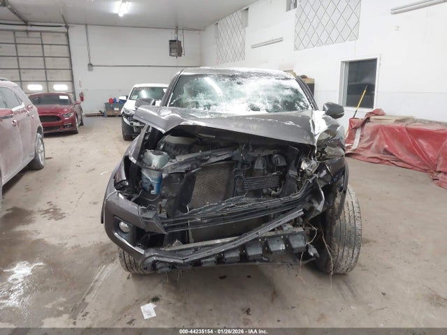 5TFCZ5AN2HX091690 Toyota Tacoma Trd Off Road