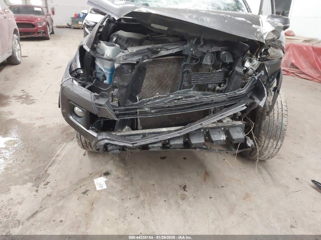 5TFCZ5AN2HX091690 Toyota Tacoma Trd Off Road
