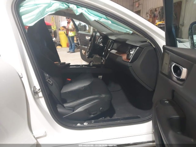 Aukcja sprzedaży 2024 Volvo S60 B5 Plus Dark Theme, vin: 7JRL12TL9RG282690, numer aukcji: 44235195