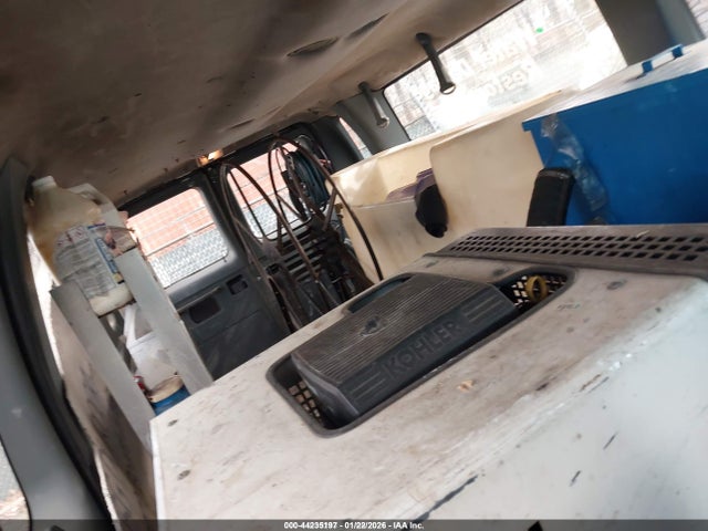 44235197 :رقم المزاد ، 1FBJS31H2THA13993 vin ، 1996 Ford Econoline E350 Super Duty مزاد بيع