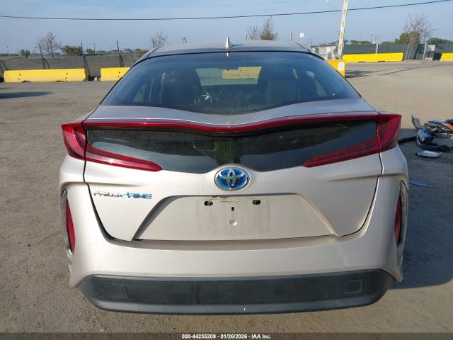 Toyota Prius Prime Plus 2019 JTDKARFP9K3116166 Image 17