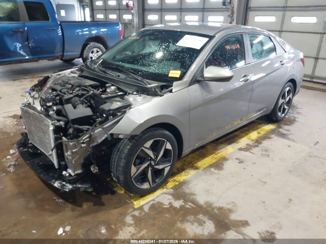 KMHLS4AG5PU494560 Hyundai ELANTRA SEL