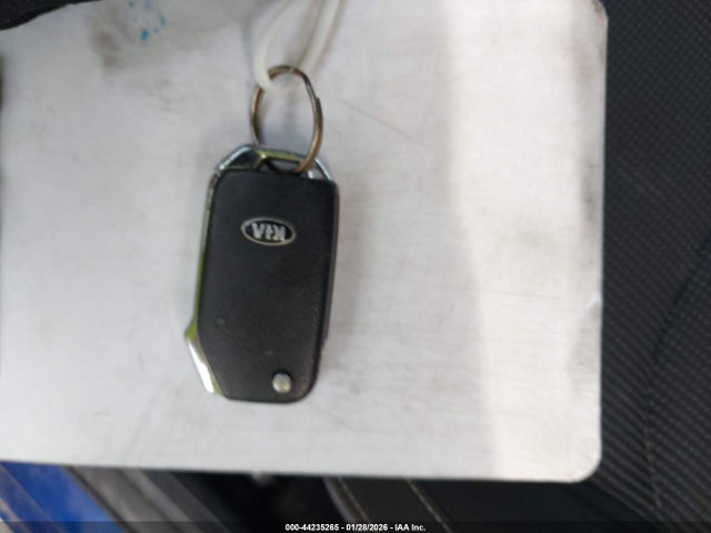 3KPF24AD9ME364220 KIA Forte Lxs