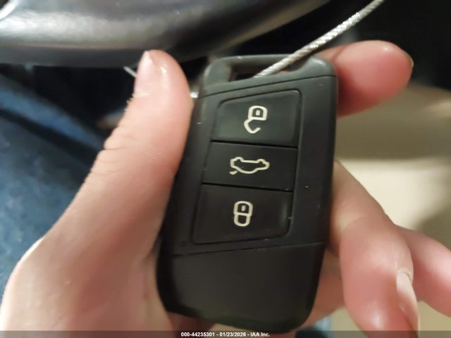 Продажа на аукционе авто 2019 Volkswagen Jetta 1.4t R-line/1.4t S/1.4t Se, vin: 3VWC57BU9KM047127, номер лота: 44235301