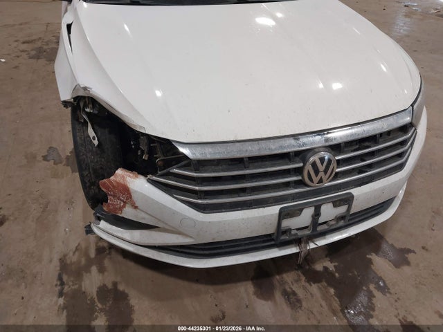 Продажа на аукционе авто 2019 Volkswagen Jetta 1.4t R-line/1.4t S/1.4t Se, vin: 3VWC57BU9KM047127, номер лота: 44235301