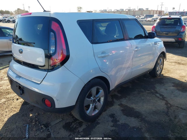 KNDJN2A24H7435771 KIA Soul