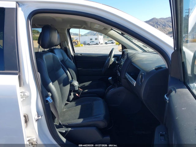 1C4NJDBB4FD162580 Jeep Compass Altitude Edition
