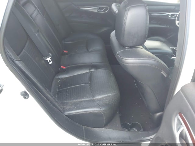 JN1BY1AP4FM542628 Infiniti Q70 3.7