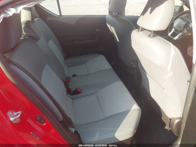 JTDKDTB37G1128035 Toyota Prius C Four