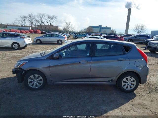 KMHCT5AE0HU313173 Hyundai ACCENT SE