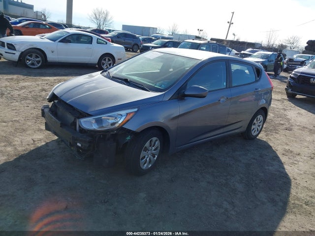KMHCT5AE0HU313173 Hyundai ACCENT SE
