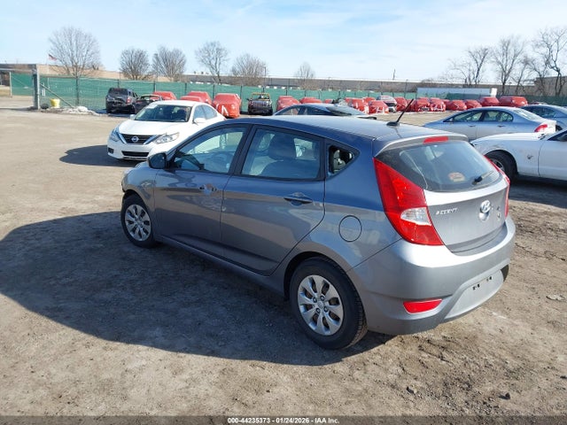 KMHCT5AE0HU313173 Hyundai ACCENT SE
