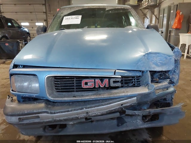 1997 Gmc Jimmy Sls მანქანა იყიდება აუქციონზე, vin: 1GKDT13WXV2513240, აუქციონის ნომერი: 44235386