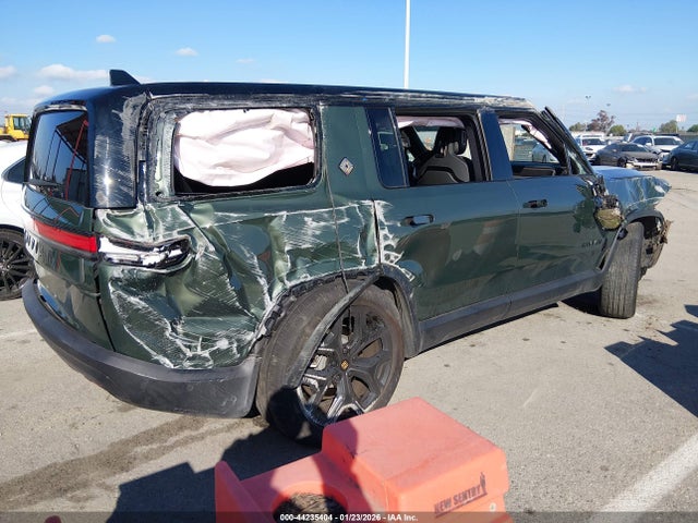7PDSGBBA6SN073927 Rivian R1s