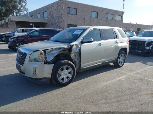 2GKALMEK3F6132526 GMC Terrain Sle-1