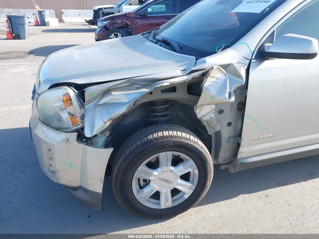 2GKALMEK3F6132526 GMC Terrain Sle-1