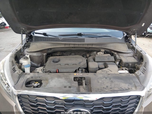 5XYPG4A3XKG552211 KIA Sorento 2.4l Lx