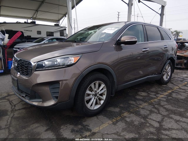 5XYPG4A3XKG552211 KIA Sorento 2.4l Lx