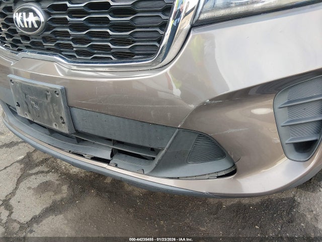 5XYPG4A3XKG552211 KIA Sorento 2.4l Lx