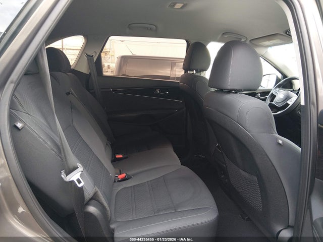 5XYPG4A3XKG552211 KIA Sorento 2.4l Lx