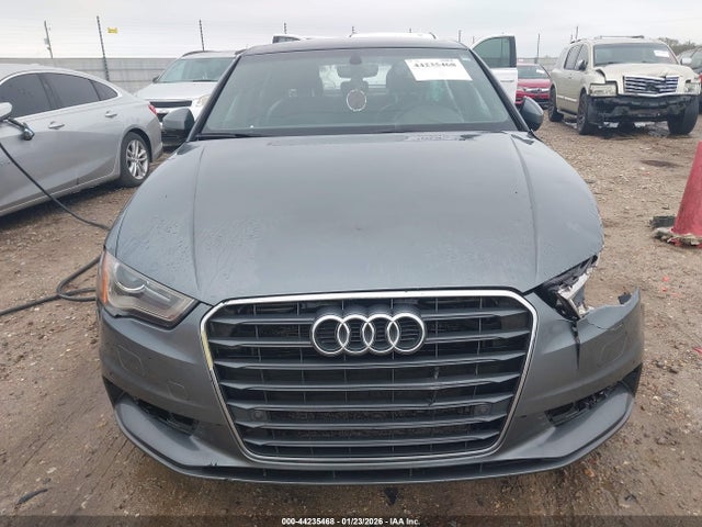 Продаж на аукціоні авто 2016 Audi A3 1.8t Premium, vin: WAUA7GFF5G1032996, номер лоту: 44235468