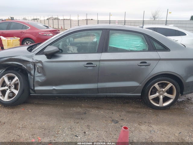 Продаж на аукціоні авто 2016 Audi A3 1.8t Premium, vin: WAUA7GFF5G1032996, номер лоту: 44235468