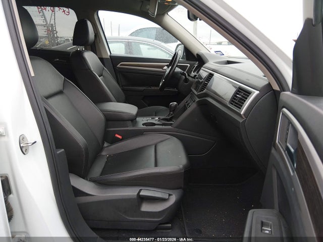 Auction sale of the 2018 Volkswagen Atlas 3.6l V6 Se/3.6l V6 Se W/technology, vin: 1V2DR2CA3JC561475, lot number: 44235477