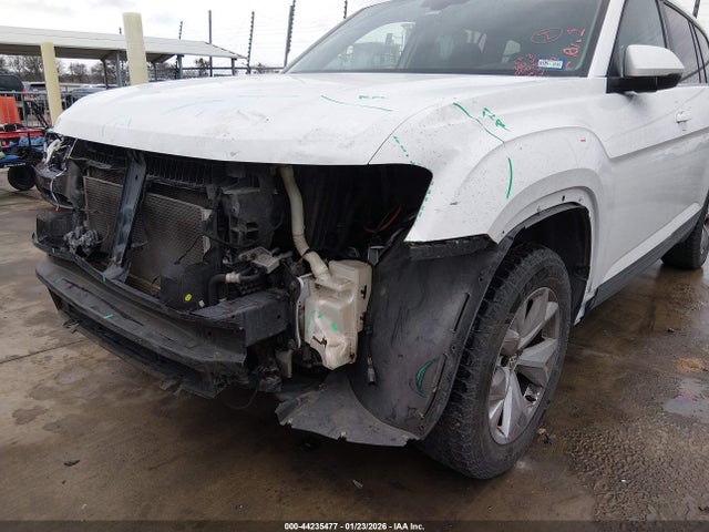 Auction sale of the 2018 Volkswagen Atlas 3.6l V6 Se/3.6l V6 Se W/technology, vin: 1V2DR2CA3JC561475, lot number: 44235477