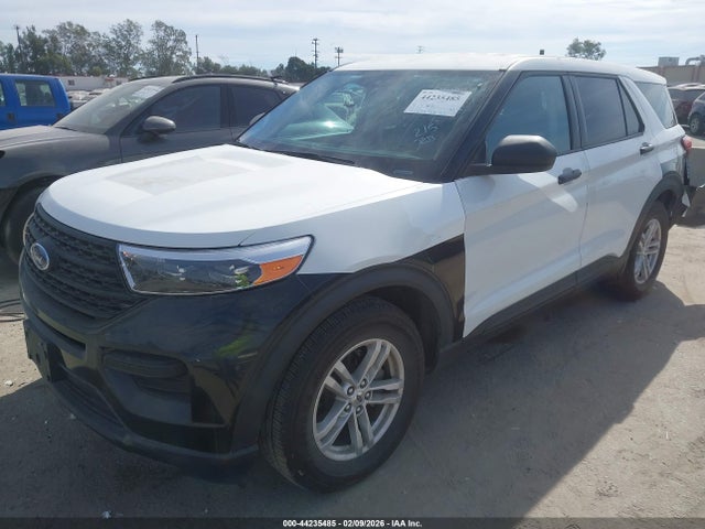 Ford Explorer 2022 1FMSK7BH2NGB49194 Image 2