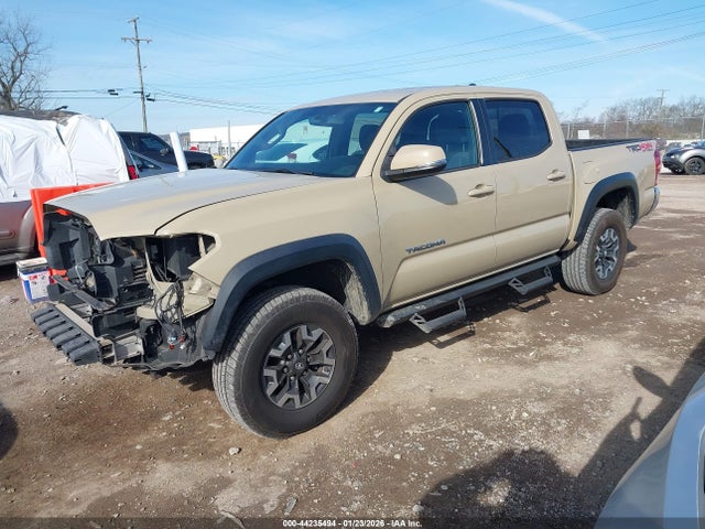 3TMCZ5ANXHM055042 Toyota Tacoma Trd Off Road