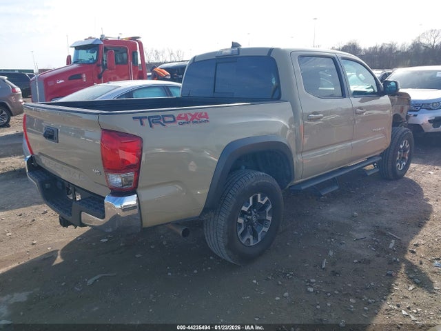 3TMCZ5ANXHM055042 Toyota Tacoma Trd Off Road