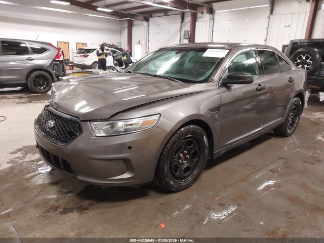 Ford Police Interceptor 2014 1FAHP2MT7EG156331 Image 2