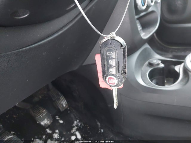 2014 FIAT 500L ZFBCFABH4EZ000190 Photo 10