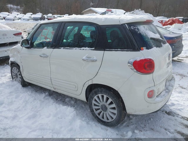 2014 FIAT 500L ZFBCFABH4EZ000190 Photo 2