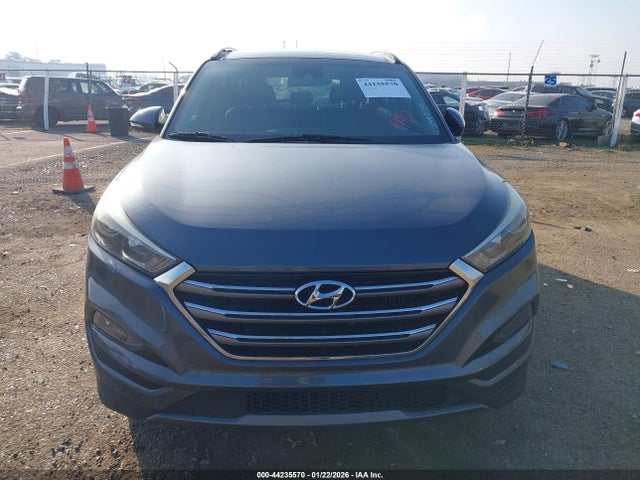 KM8J33A2XGU240250 Hyundai Tucson Limited