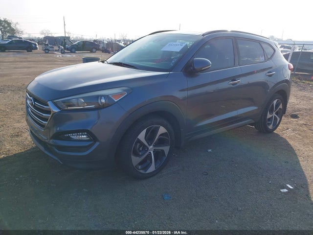 KM8J33A2XGU240250 Hyundai Tucson Limited