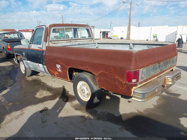 Aukcja sprzedaży 1984 Chevrolet C20, vin: 1GCGC24M7EJ105702, numer aukcji: 44235576